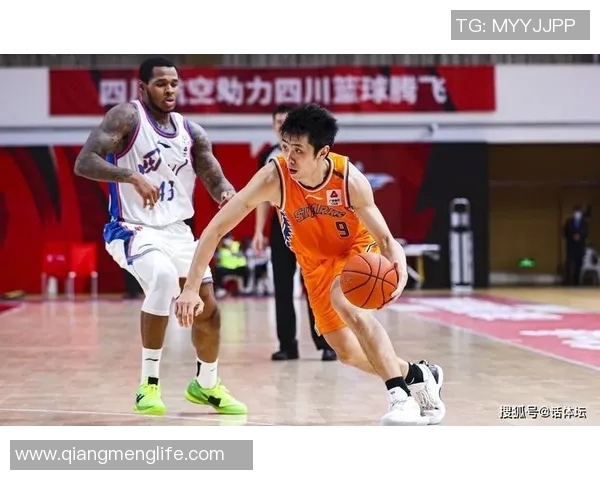 中国篮球明星涉嫌诈骗事件引发社会广泛关注与讨论，背后真相令人深思